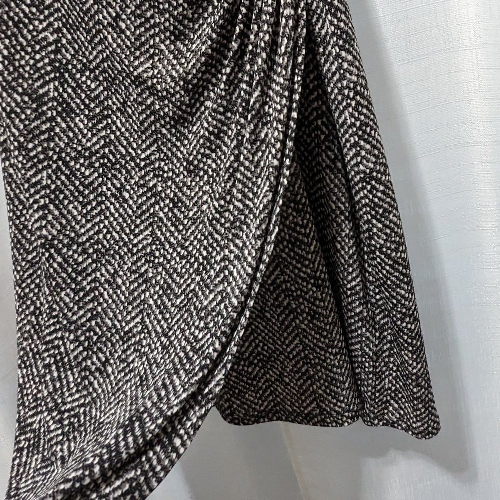 Lauren Ralph Lauren Ruched Dress 10 Black White Gray Wrap V Neckline 3/4 Sleeves - Picture 9 of 14